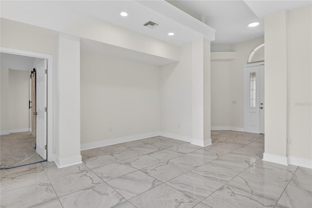 For Sale: $529,900 (5 beds, 3 baths, 2354 Square Feet)