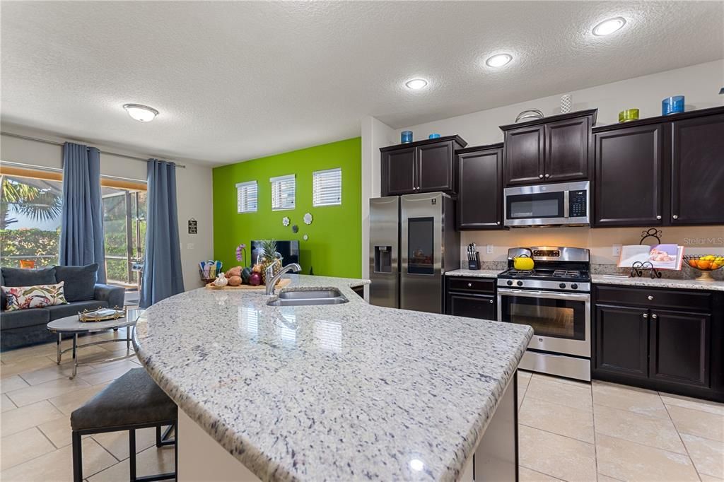 En Venta: $530,000 (5 camas, 4 baños, 2936 Pies cuadrados)