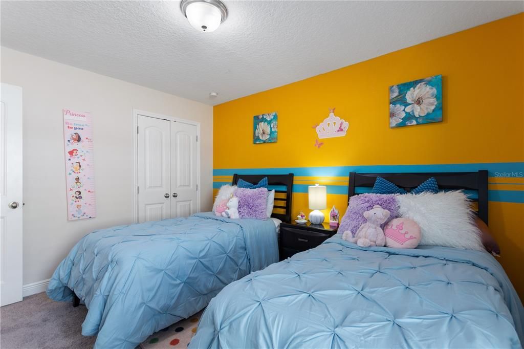 En Venta: $530,000 (5 camas, 4 baños, 2936 Pies cuadrados)