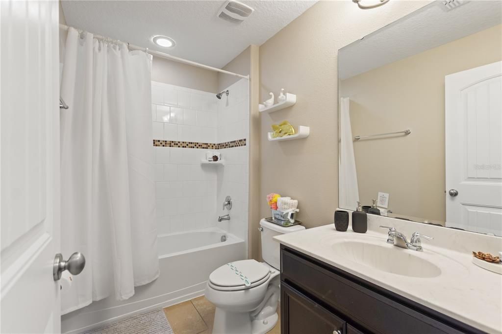 En Venta: $530,000 (5 camas, 4 baños, 2936 Pies cuadrados)