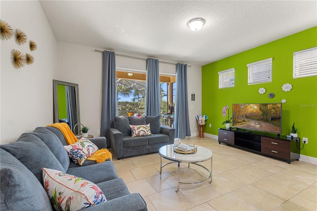 En Venta: $530,000 (5 camas, 4 baños, 2936 Pies cuadrados)