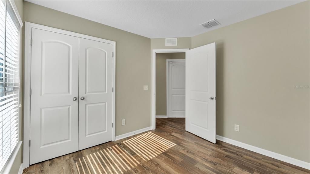 待售: $273,000 (3 贝兹, 2 浴室, 1356 平方英尺)