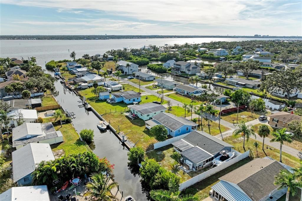 待售: $369,900 (2 贝兹, 1 浴室, 720 平方英尺)