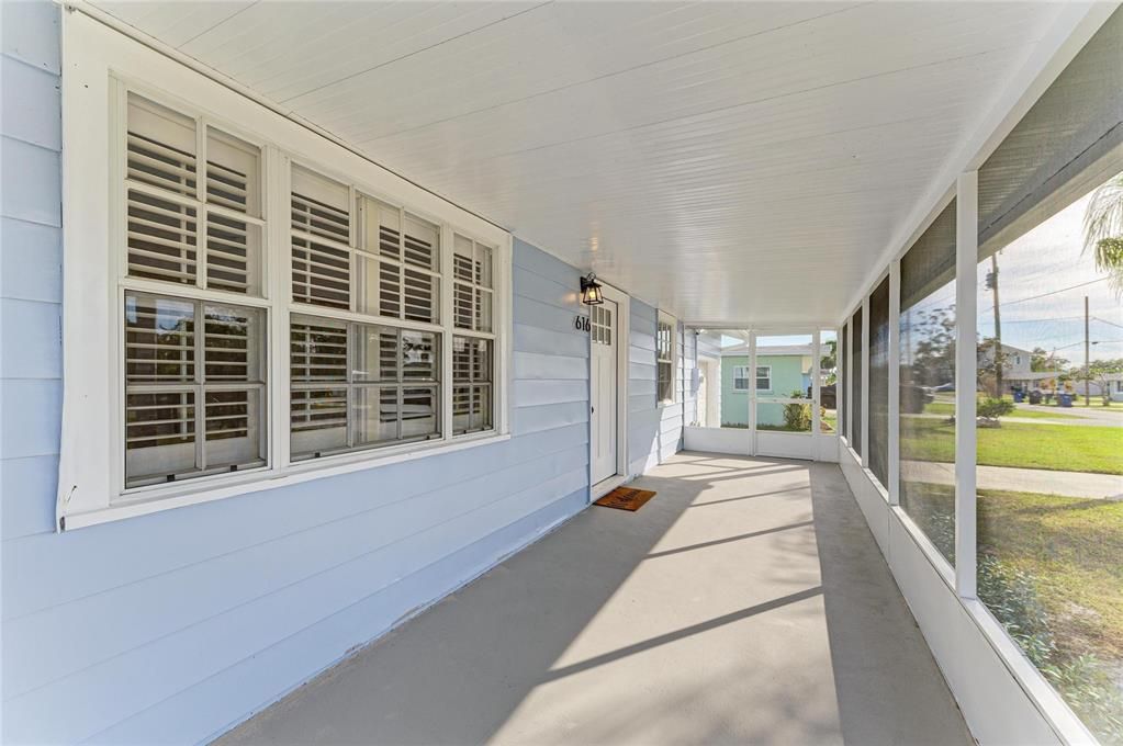 待售: $369,900 (2 贝兹, 1 浴室, 720 平方英尺)