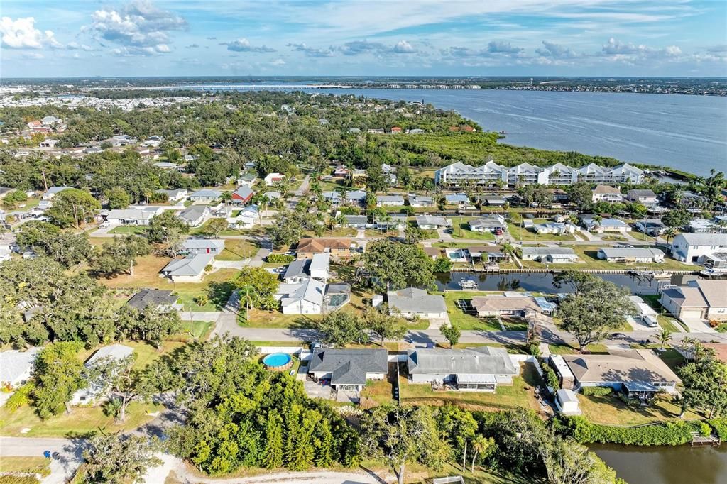 待售: $369,900 (2 贝兹, 1 浴室, 720 平方英尺)