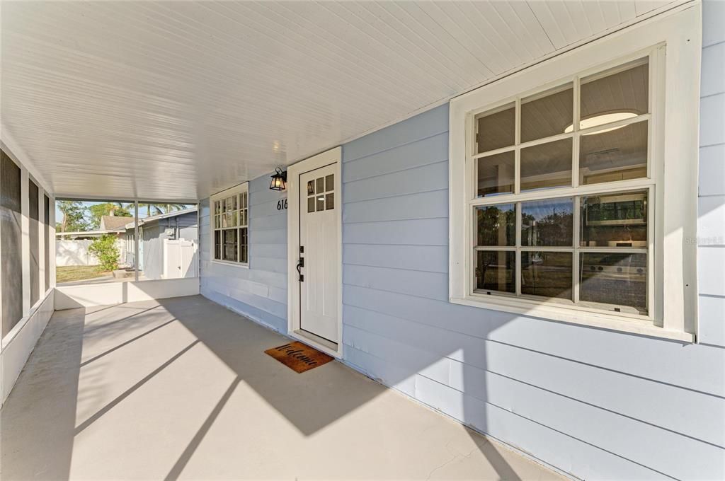 待售: $369,900 (2 贝兹, 1 浴室, 720 平方英尺)