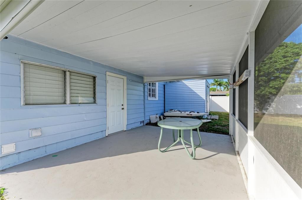 待售: $369,900 (2 贝兹, 1 浴室, 720 平方英尺)