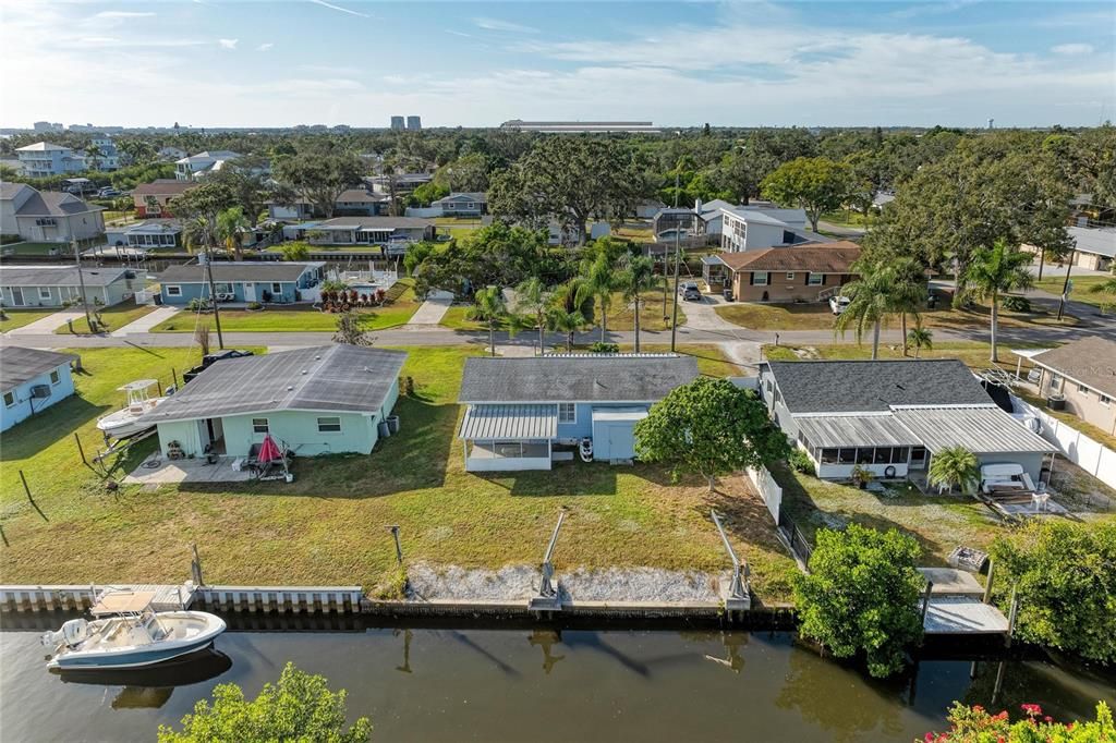 待售: $369,900 (2 贝兹, 1 浴室, 720 平方英尺)