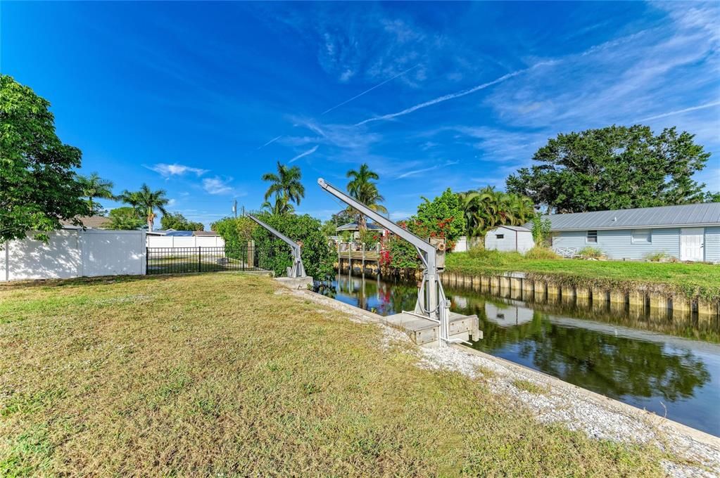 待售: $369,900 (2 贝兹, 1 浴室, 720 平方英尺)