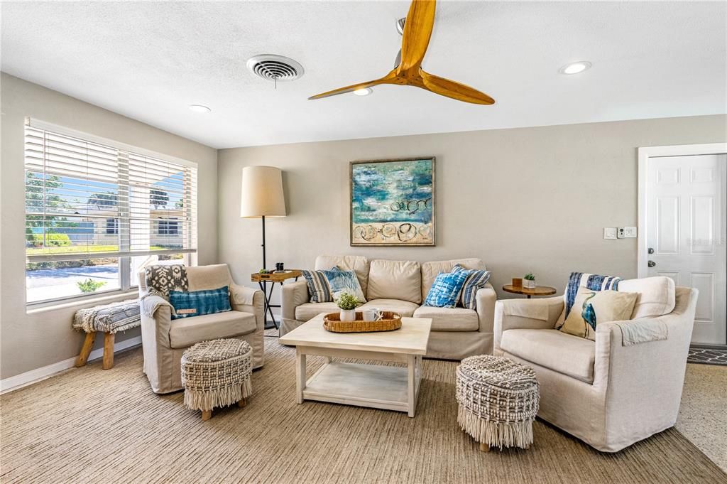 For Sale: $459,000 (3 beds, 2 baths, 1040 Square Feet)