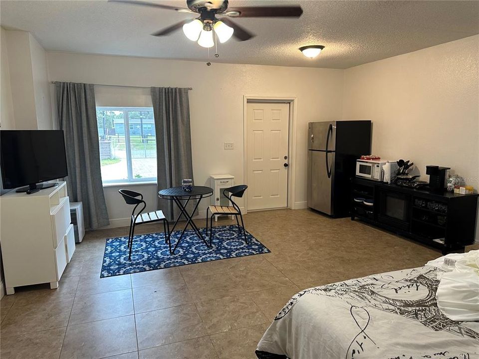 For Sale: $1,100,000 (6 beds, 0 baths, 4457 Square Feet)