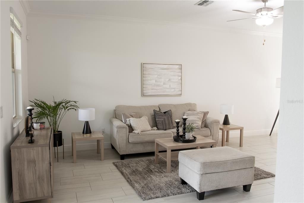 For Rent: $2,550 (3 beds, 2 baths, 1968 Square Feet)