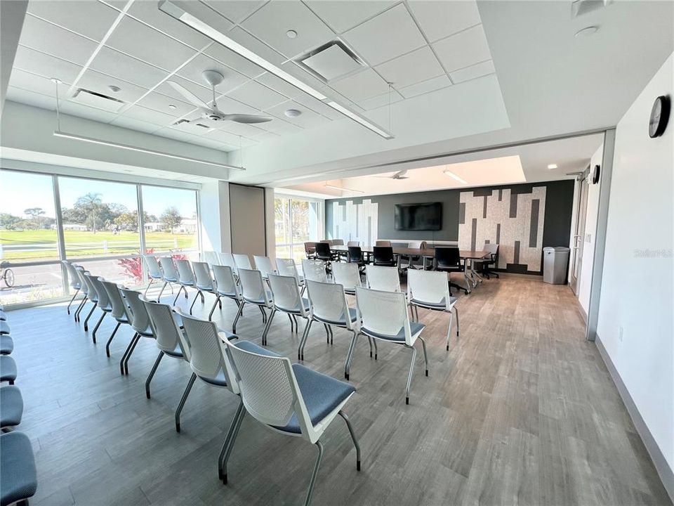 Active With Contract: $79,500 (2 beds, 1 baths, 750 Square Feet)