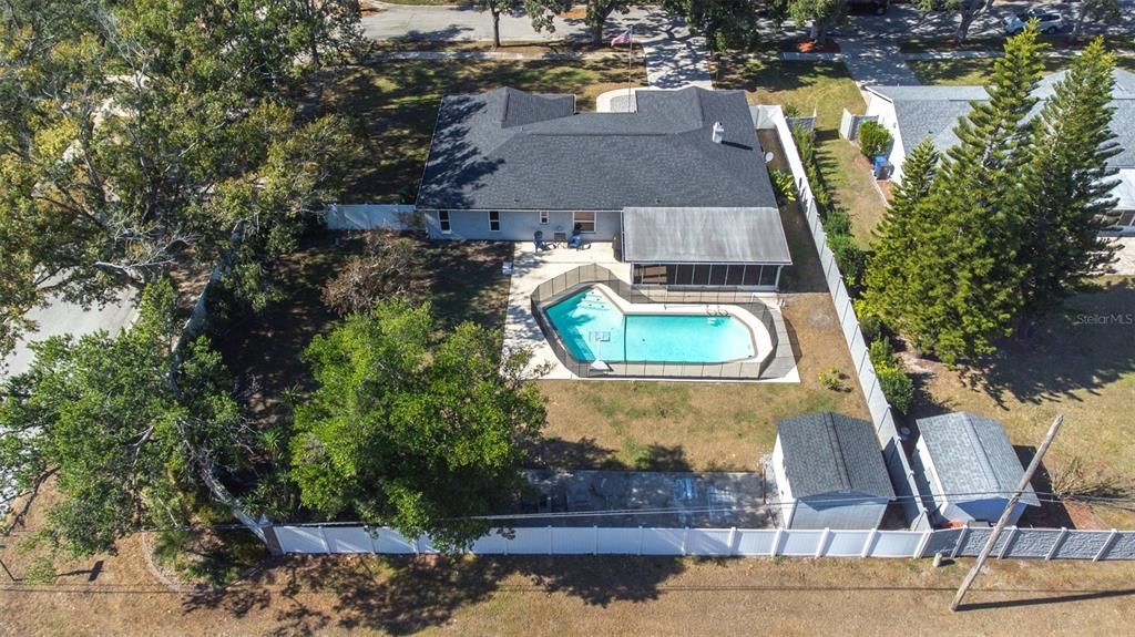 En Venta: $550,000 (4 camas, 2 baños, 2043 Pies cuadrados)