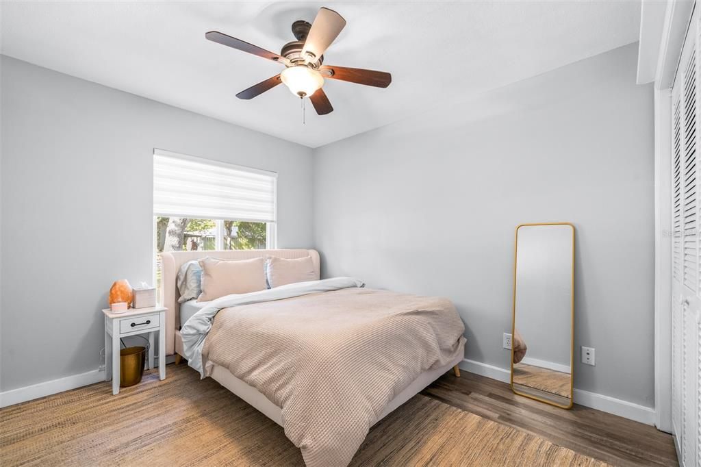 En Venta: $550,000 (4 camas, 2 baños, 2043 Pies cuadrados)