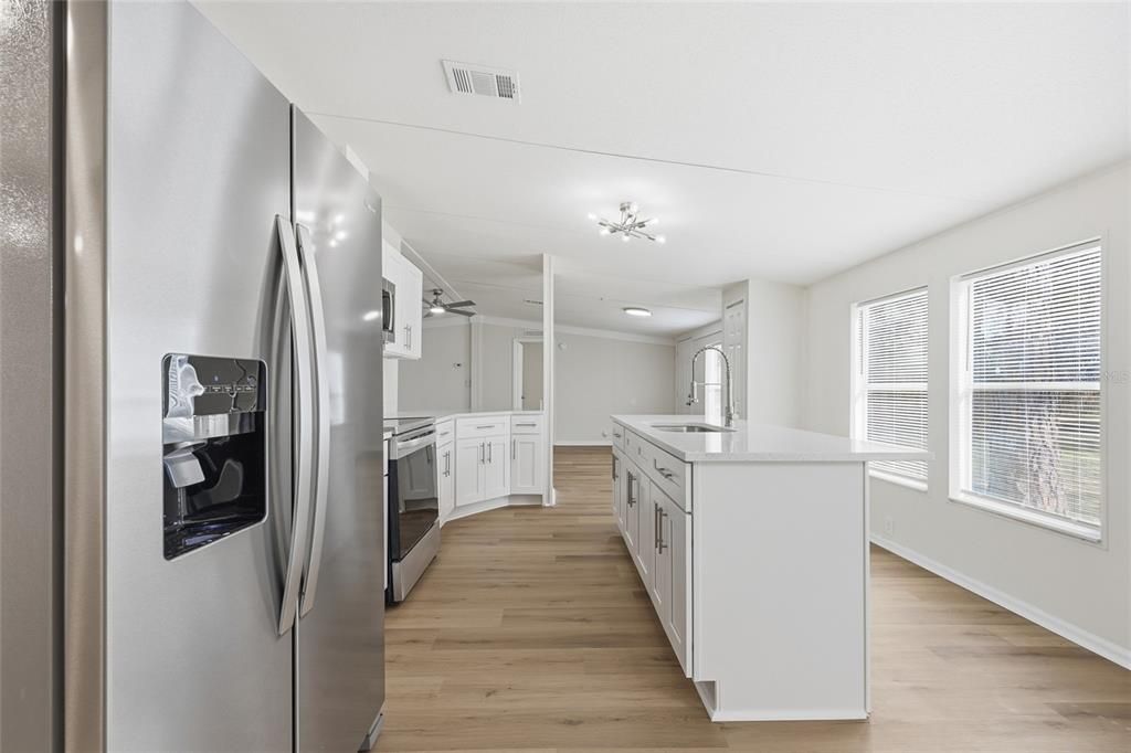 待售: $225,000 (3 贝兹, 2 浴室, 1512 平方英尺)