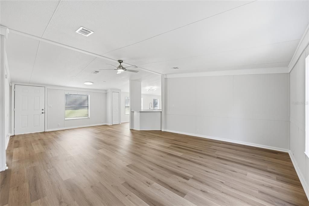 待售: $225,000 (3 贝兹, 2 浴室, 1512 平方英尺)