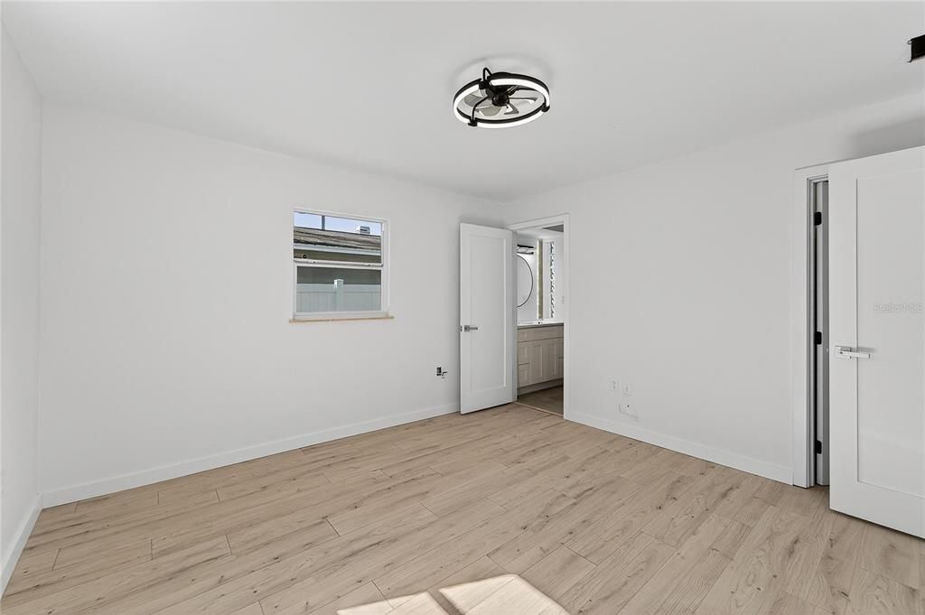 待售: $335,000 (3 贝兹, 2 浴室, 1256 平方英尺)