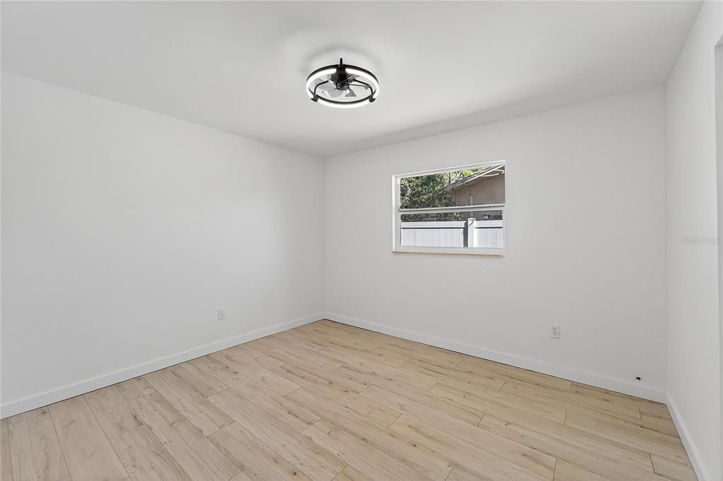 待售: $335,000 (3 贝兹, 2 浴室, 1256 平方英尺)