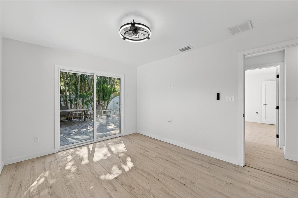 待售: $335,000 (3 贝兹, 2 浴室, 1256 平方英尺)