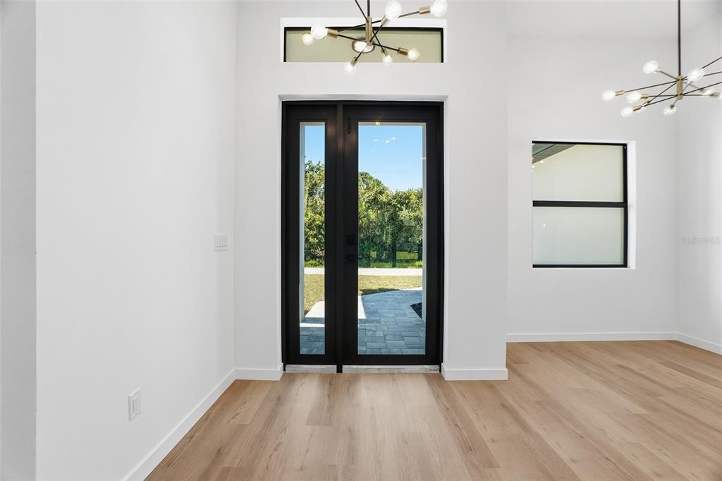 待售: $409,000 (3 贝兹, 2 浴室, 1592 平方英尺)