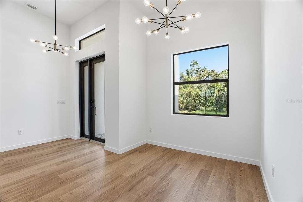 待售: $409,000 (3 贝兹, 2 浴室, 1592 平方英尺)