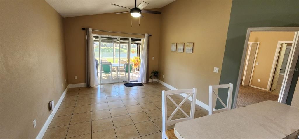 出租: $2,300 (4 贝兹, 2 浴室, 1694 平方英尺)