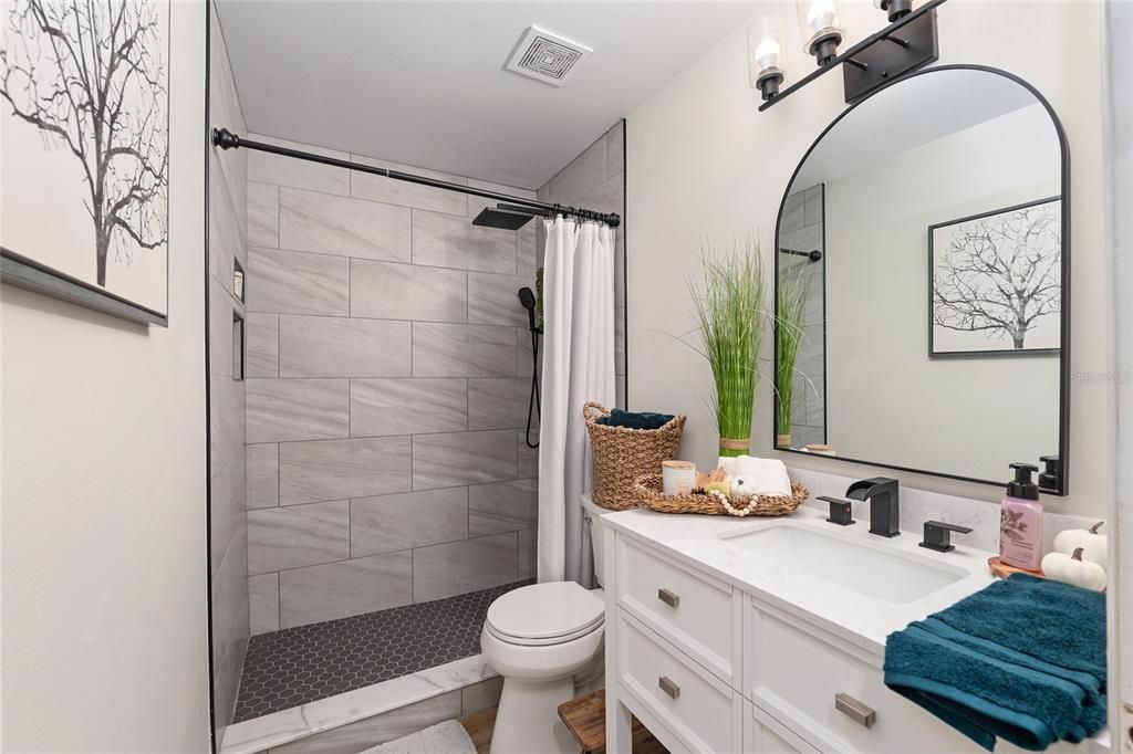 En Venta: $219,900 (3 camas, 1 baños, 1204 Pies cuadrados)