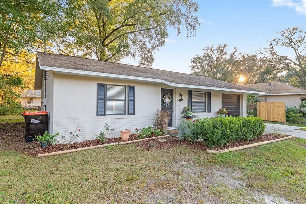 En Venta: $219,900 (3 camas, 1 baños, 1204 Pies cuadrados)