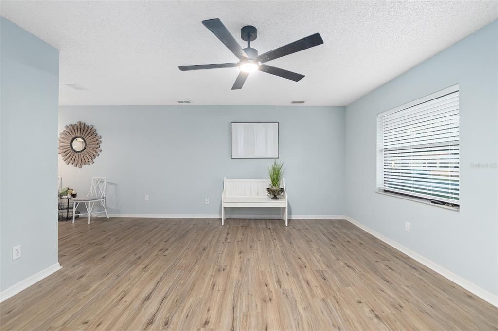 En Venta: $219,900 (3 camas, 1 baños, 1204 Pies cuadrados)