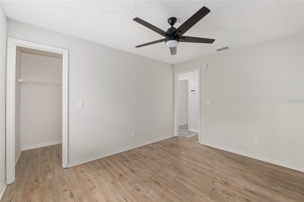 En Venta: $219,900 (3 camas, 1 baños, 1204 Pies cuadrados)