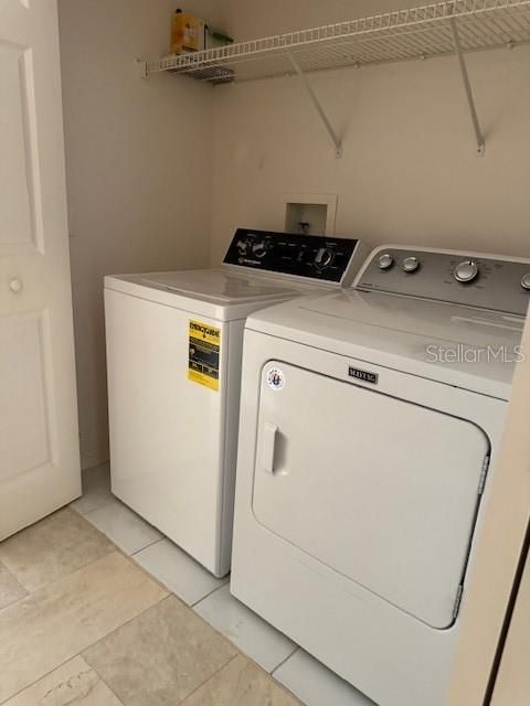 Active With Contract: $2,800 (3 beds, 2 baths, 2776 Square Feet)