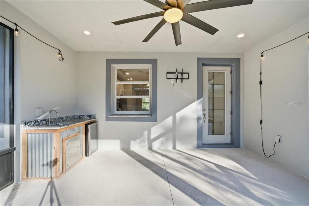 En Venta: $299,900 (3 camas, 2 baños, 1535 Pies cuadrados)