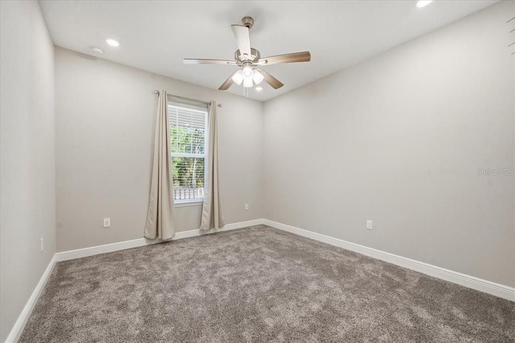 En Venta: $299,900 (3 camas, 2 baños, 1535 Pies cuadrados)