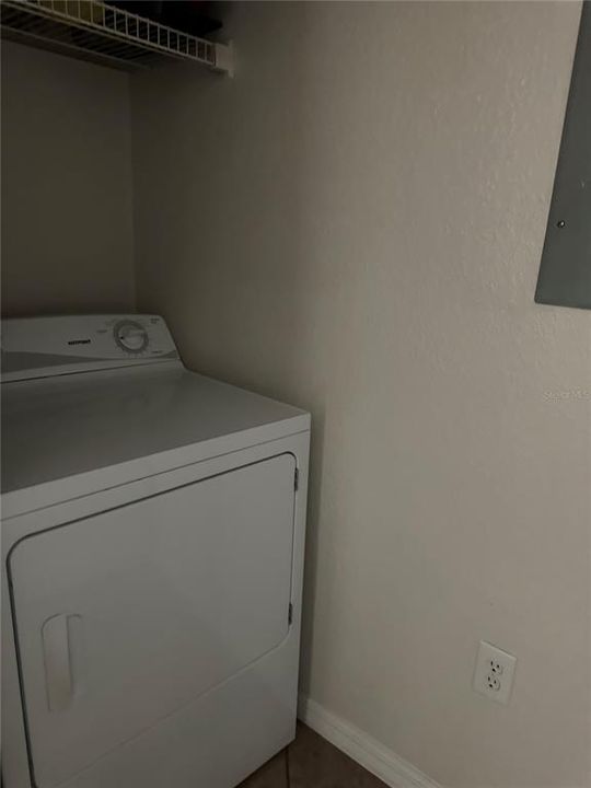 For Rent: $1,950 (3 beds, 2 baths, 1232 Square Feet)