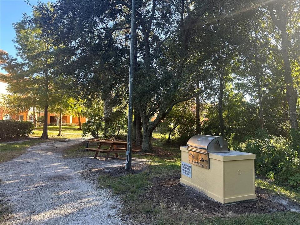 For Rent: $1,950 (3 beds, 2 baths, 1232 Square Feet)