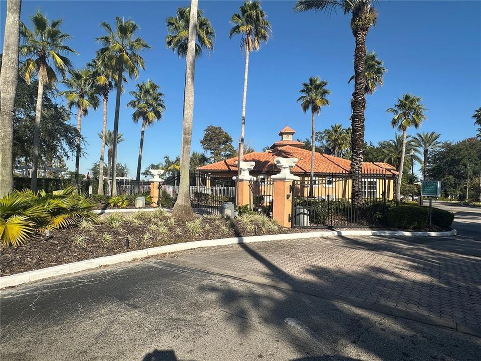 For Rent: $1,950 (3 beds, 2 baths, 1232 Square Feet)