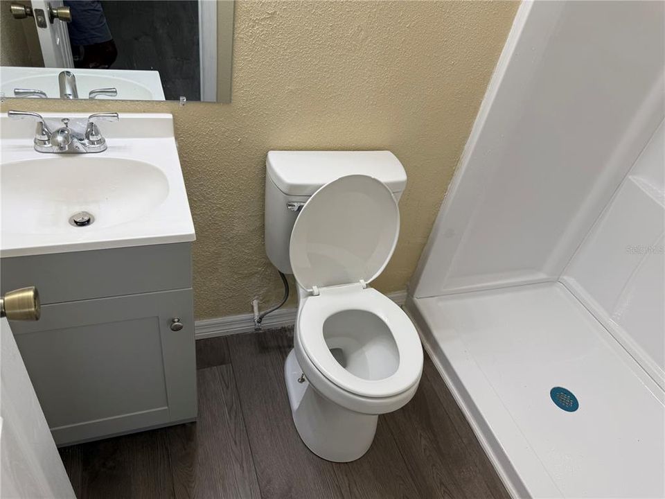 待售: $219,900 (2 贝兹, 2 浴室, 840 平方英尺)