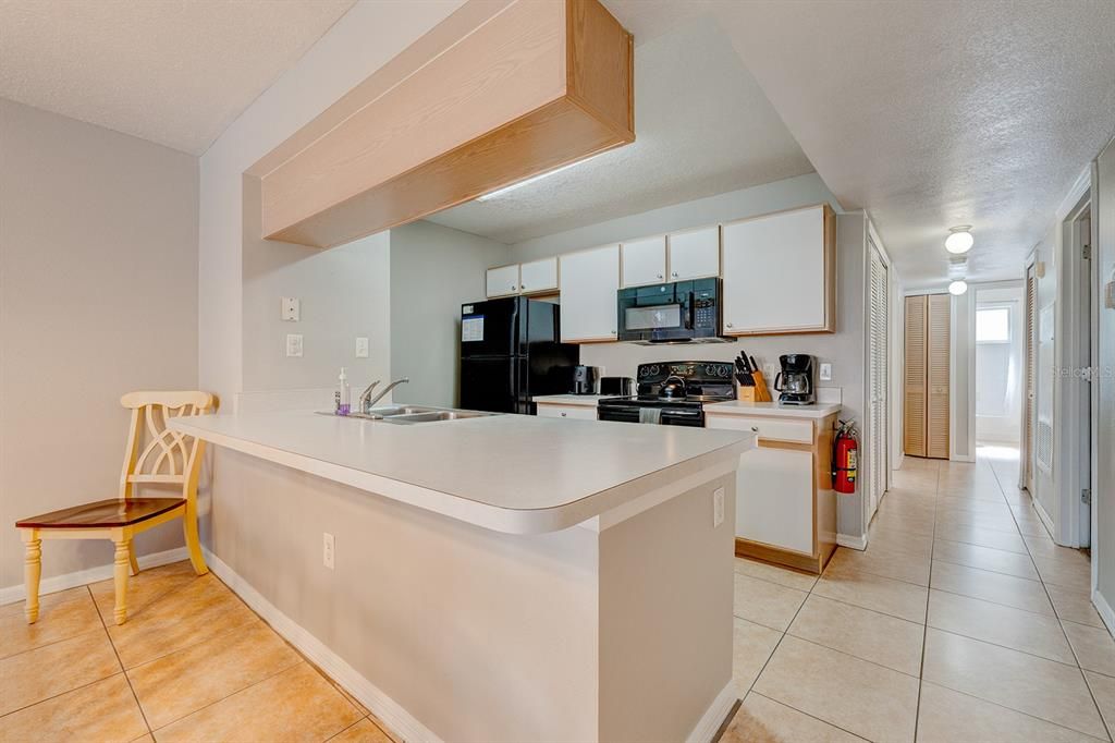 待售: $214,000 (3 贝兹, 2 浴室, 1357 平方英尺)