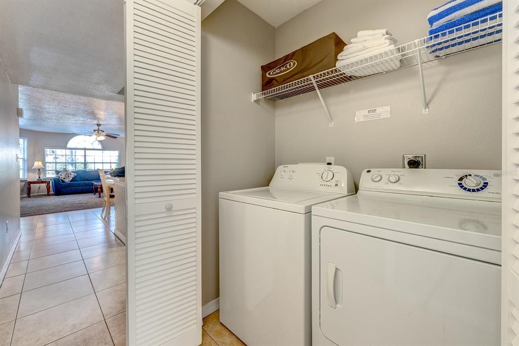 待售: $214,000 (3 贝兹, 2 浴室, 1357 平方英尺)