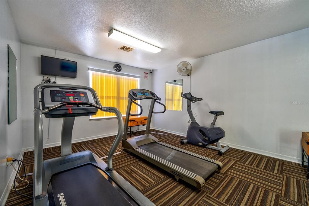 待售: $214,000 (3 贝兹, 2 浴室, 1357 平方英尺)