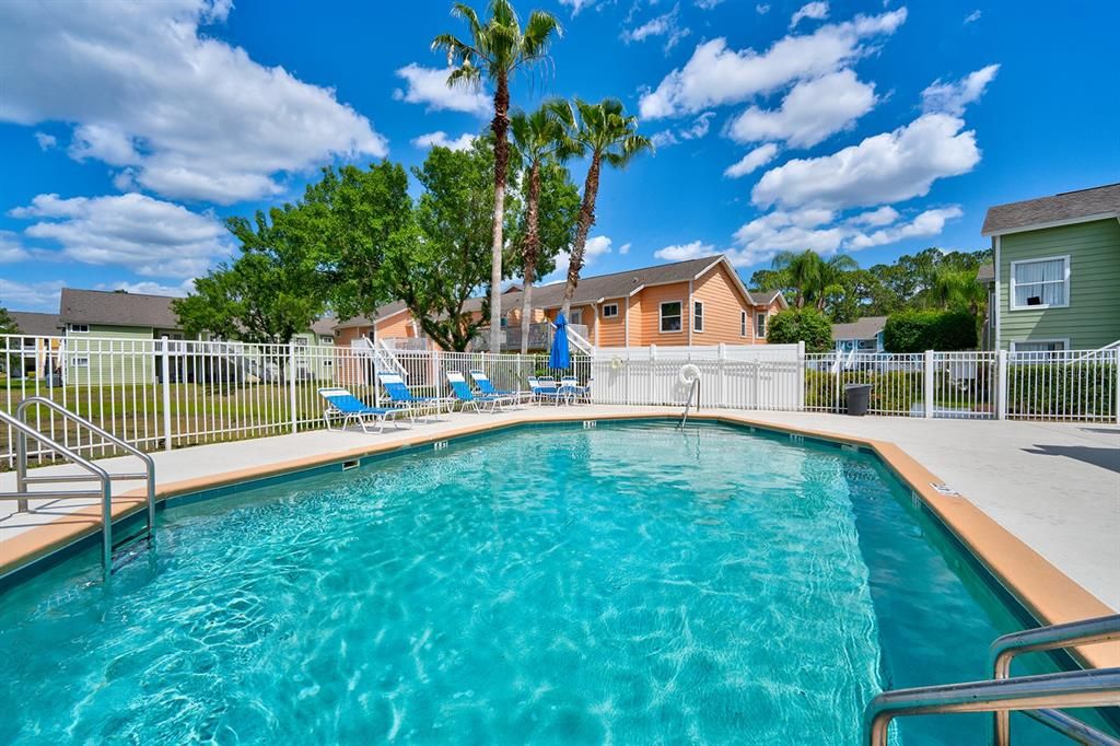 待售: $214,000 (3 贝兹, 2 浴室, 1357 平方英尺)