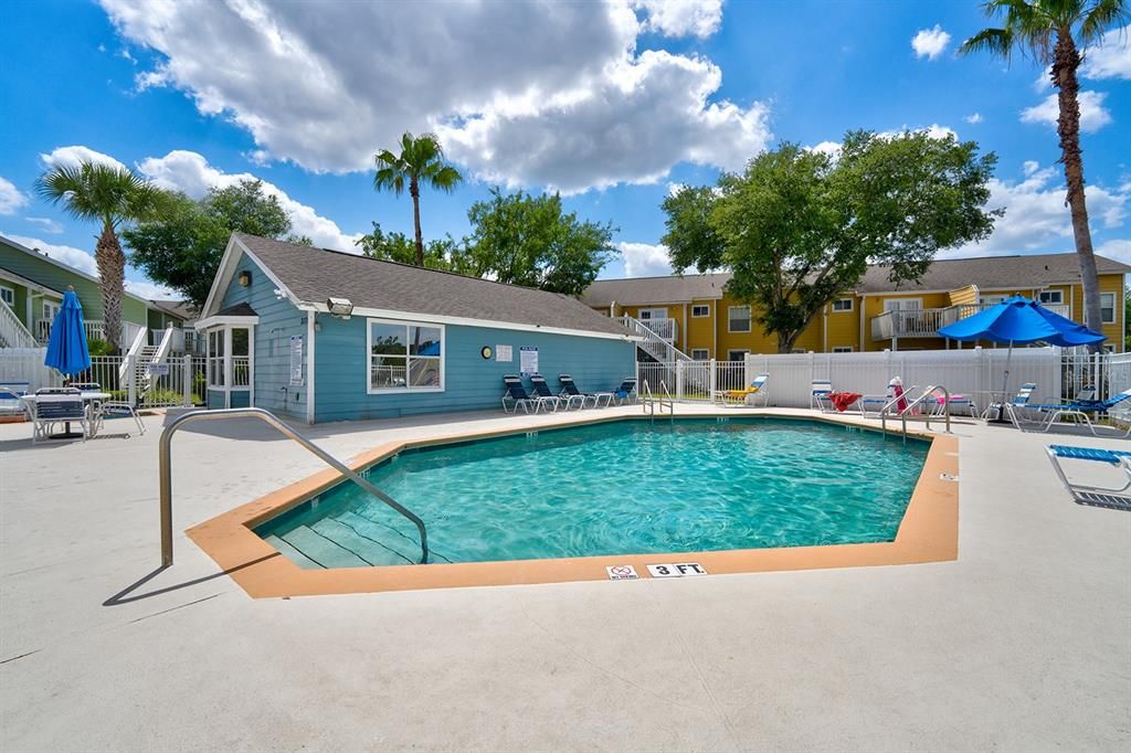 待售: $214,000 (3 贝兹, 2 浴室, 1357 平方英尺)