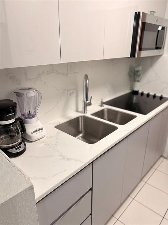 For Rent: $1,700 (1 beds, 1 baths, 0 Square Feet)