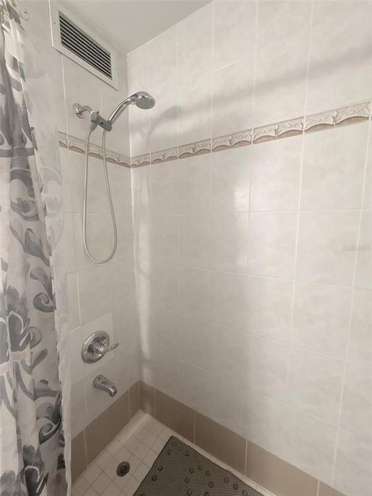 For Rent: $1,700 (1 beds, 1 baths, 0 Square Feet)