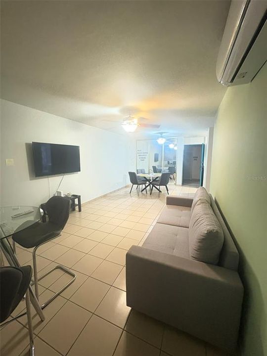 For Rent: $1,700 (1 beds, 1 baths, 0 Square Feet)