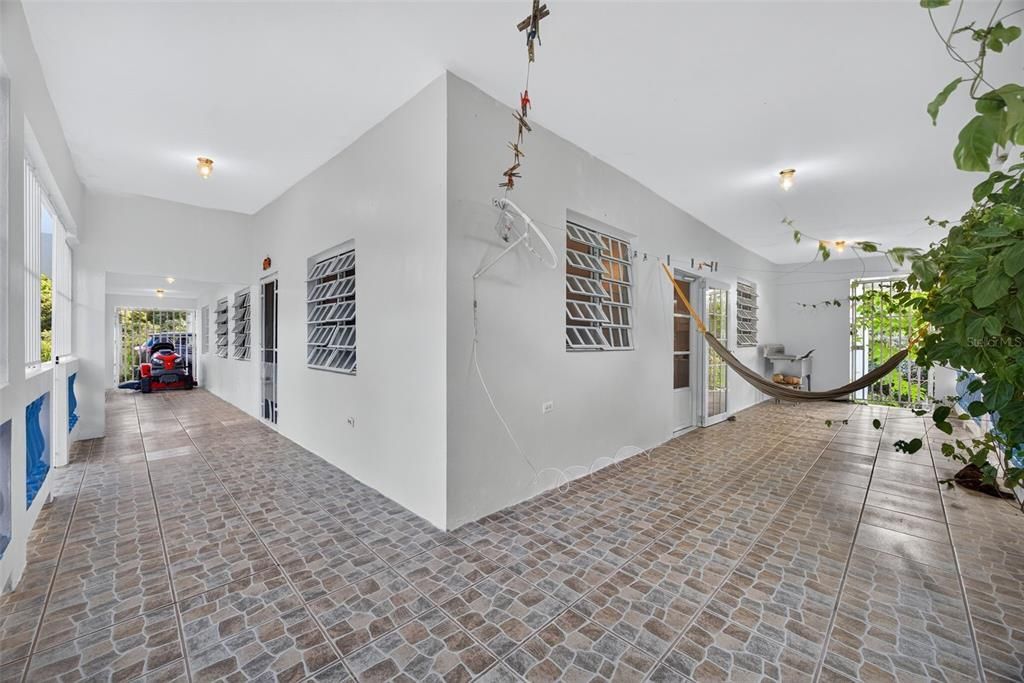 For Sale: $498,500 (4 beds, 2 baths, 1882 Square Feet)