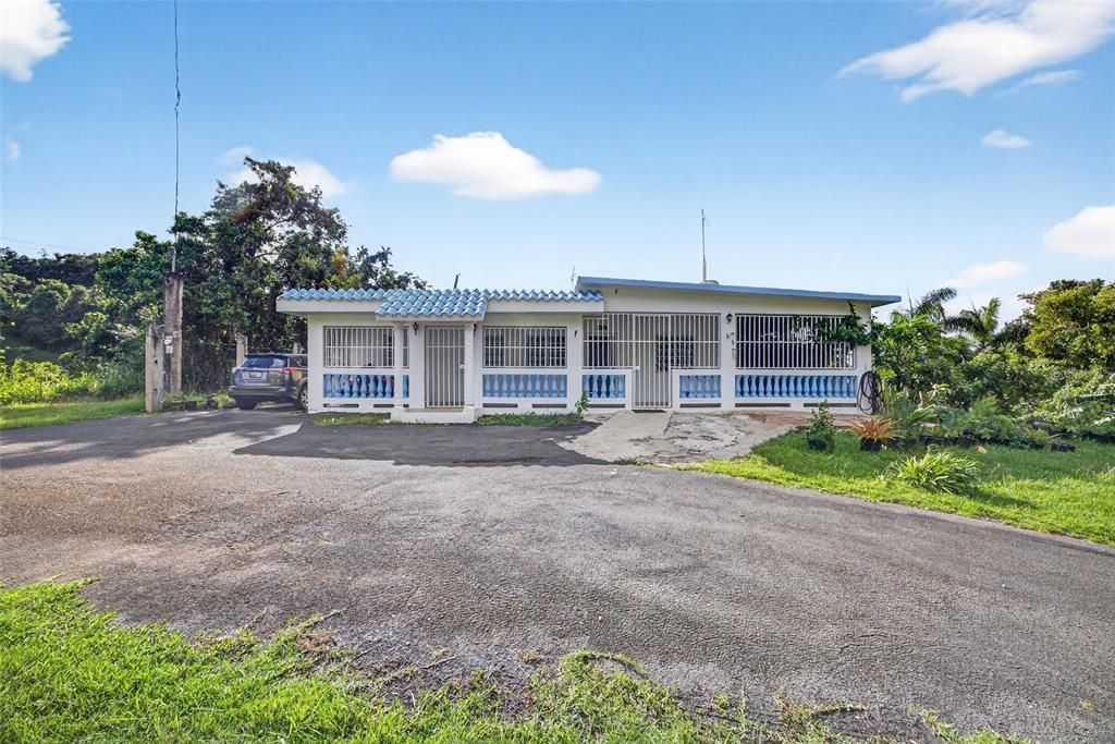 For Sale: $498,500 (4 beds, 2 baths, 1882 Square Feet)