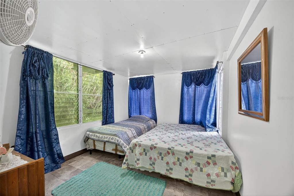 For Sale: $498,500 (4 beds, 2 baths, 1882 Square Feet)