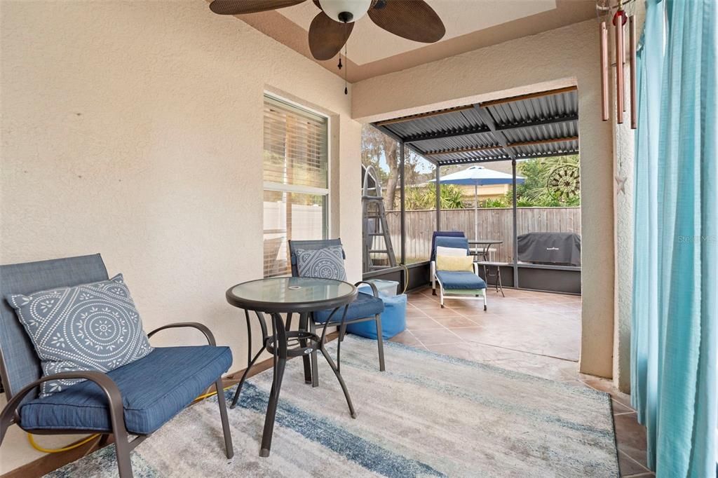 En Venta: $317,500 (3 camas, 2 baños, 1253 Pies cuadrados)